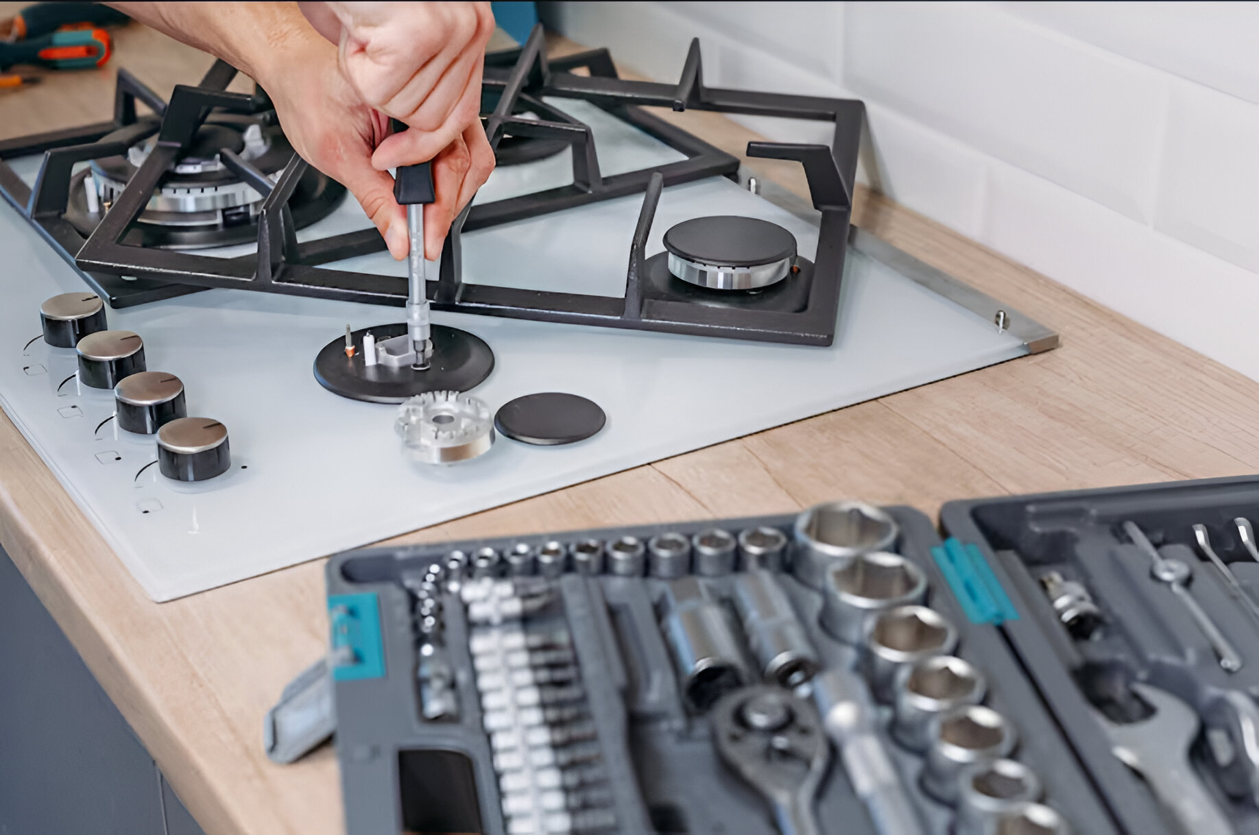 Oven and cooktop installation by licensed electrician in Sydney